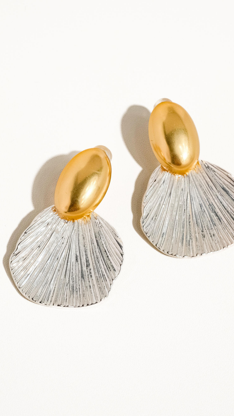 Giselle vintage gold shell Earrings