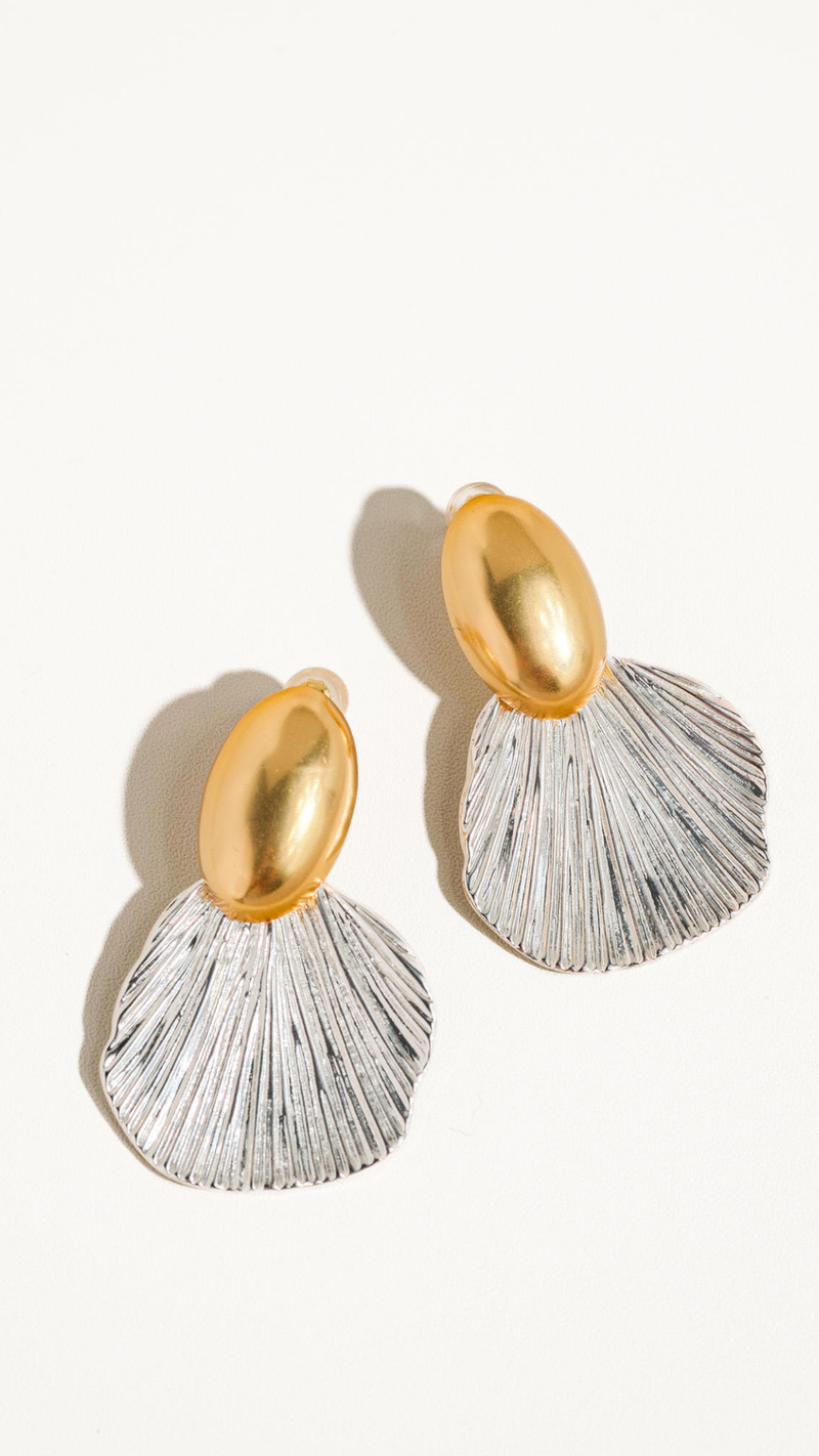 Giselle vintage gold shell Earrings