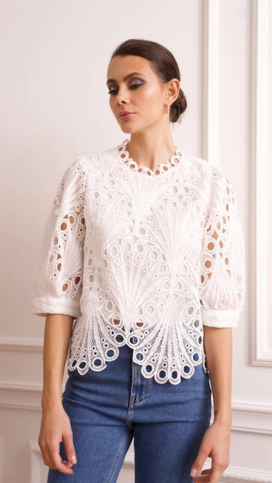 Daisy lace top