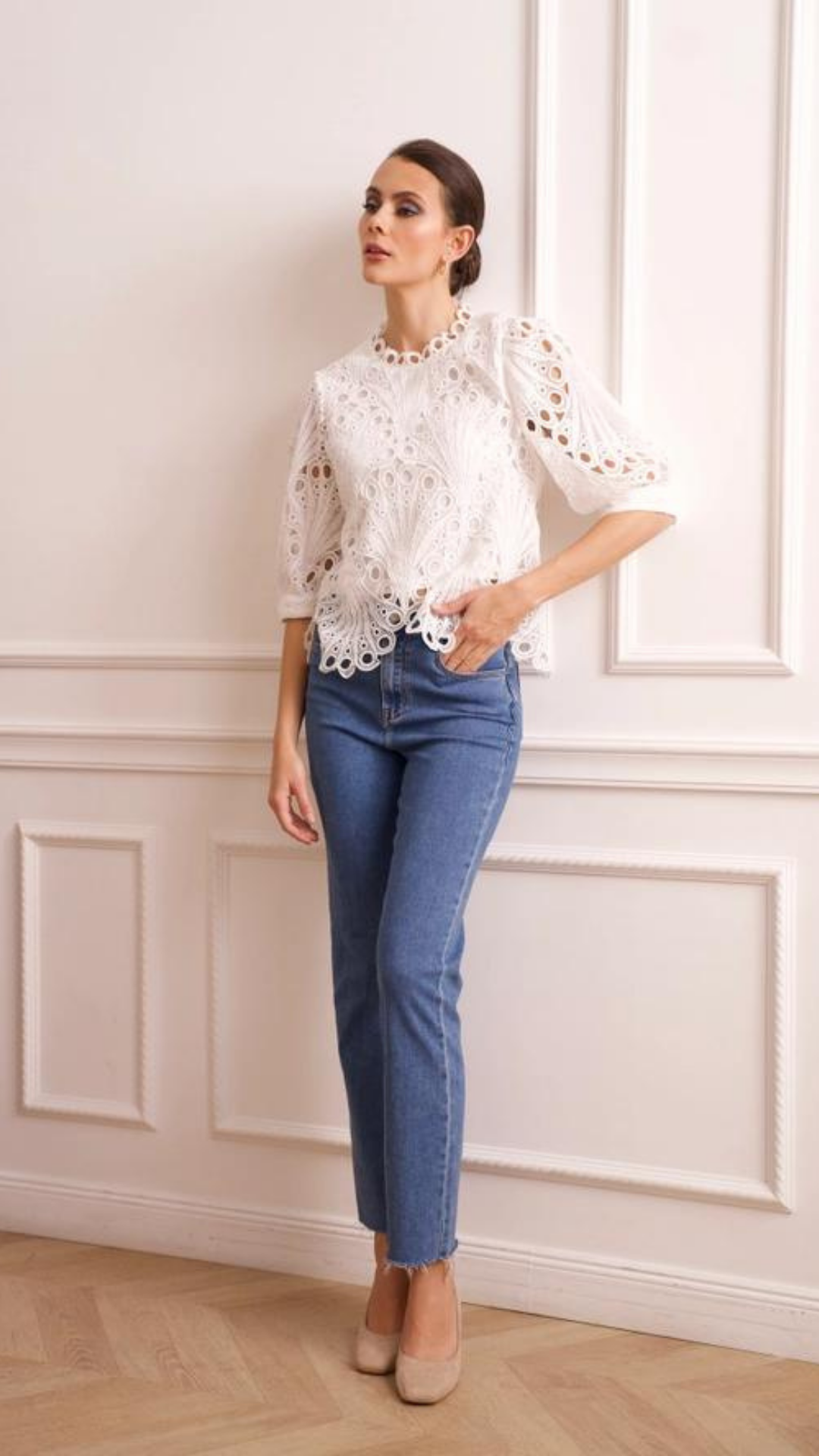 Daisy lace top