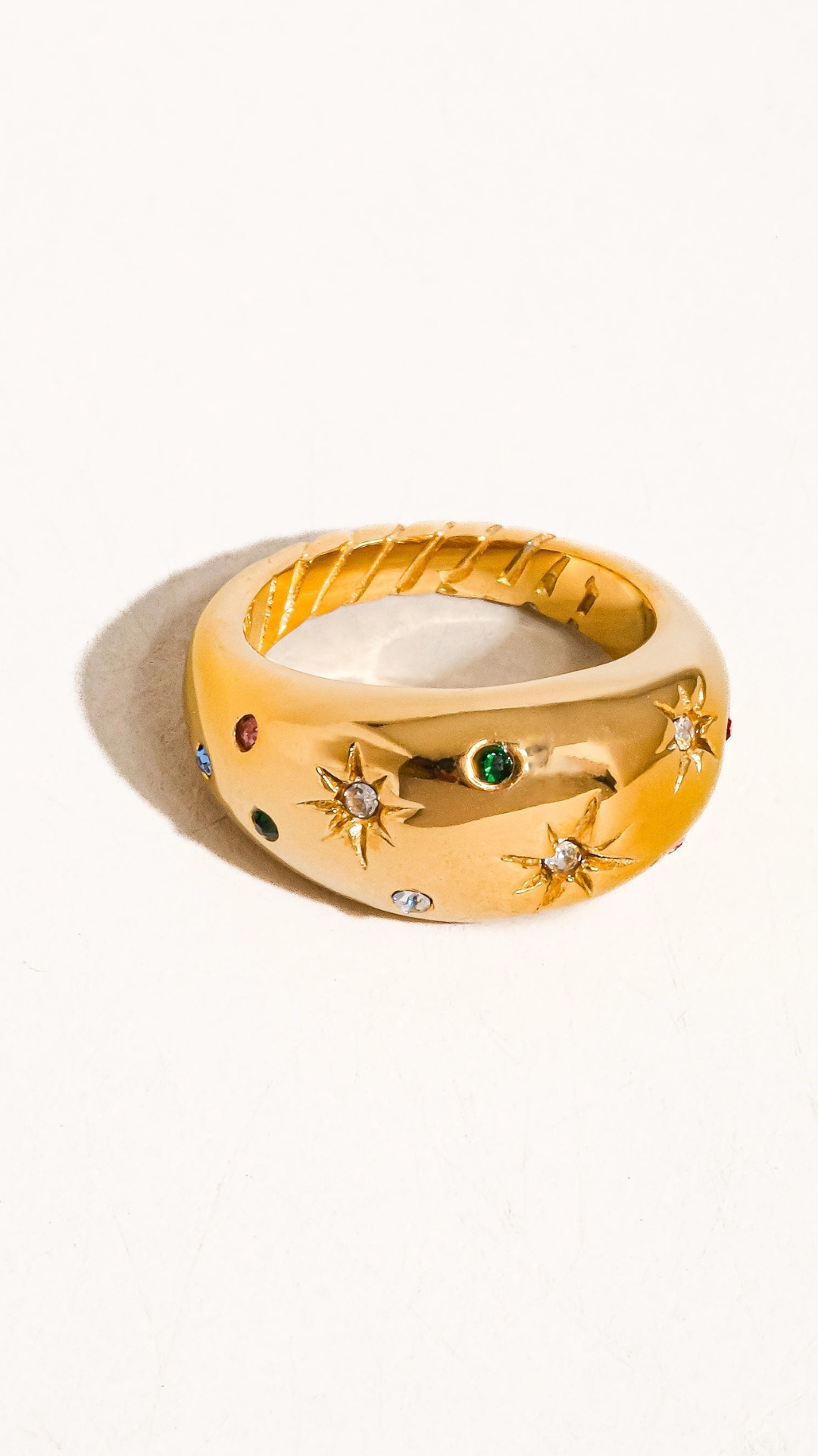 Angela 18K Gold Star Dome Ring